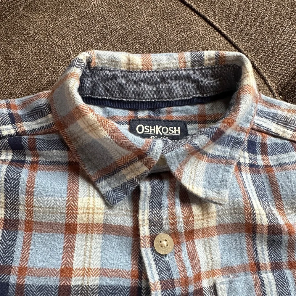 Set of 2 OshKosh B'gosh Button Down Shirts